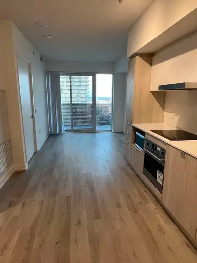 Sugar Wharf Lake View Condo 1Bed 1Bath Balcony