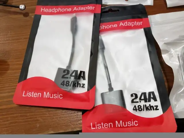 Misc Apple accessories in Cell Phone Accessories in Burnaby/New Westminster - Image 7