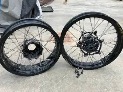 Complete set, direct bolt-on excel takasago replacement wheels for any 1200/1250GS OR GSA bike. Lot...