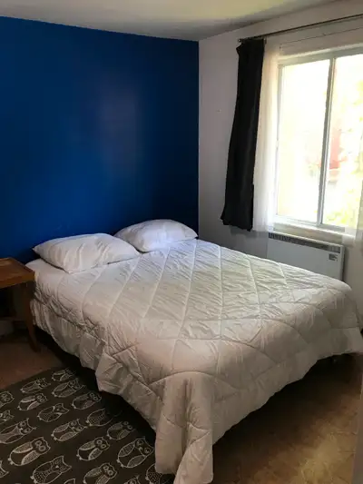 Réservée pas dispo, Chambre à louer, station de métro Frontenac