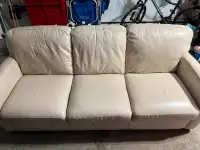 WHITE LEATHER COUCH SET