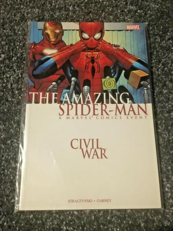 Two Spider Man Graphic Novels in Comics & Graphic Novels in Oshawa / Durham Region - Image 2