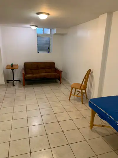 1 Bed Basement Apartment, Separate Entrance, Few minutes walking to Shoppers World. Large unit excel...