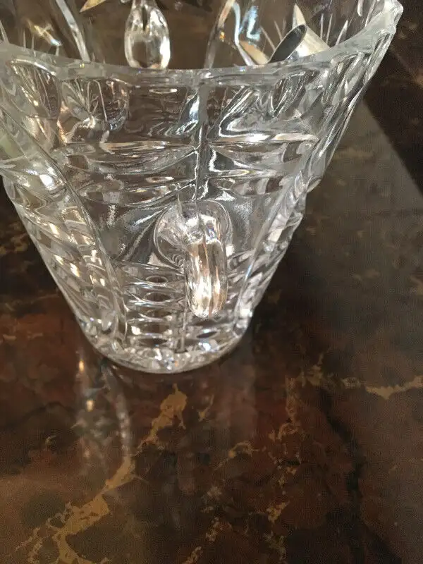 Crystal ice bucket in Kitchen & Dining Wares in Mississauga / Peel Region - Image 4