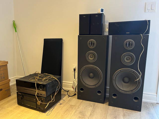 Harmon Kardon / Marantz / Technics stereo receivers and speakers in Stereo Systems & Home Theatre in City of Toronto