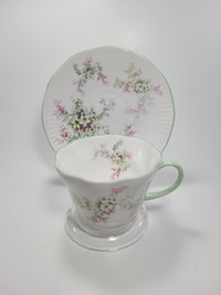 Tasse et Soucoupe Queen’s Teacup & Saucer  1