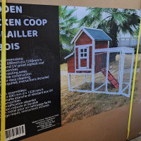 BNIB CHICKEN COOP