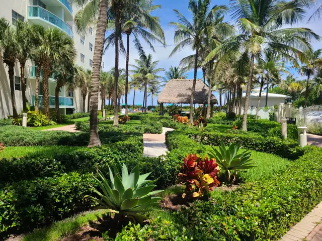 Lovely Condo on Beach - Hollywood in Florida in Canada - Image 7