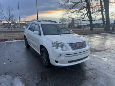 2012 DENALI GMC Acadia. 3.6L Pearl White, Great family vehicle with extra rear row seating or fold d...