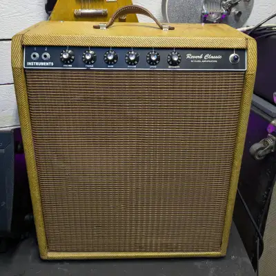 Clara Reverb Classic, 2x10 40W Hand-wired Guitar Tube Amp, View more