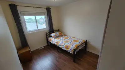 Private room for rent