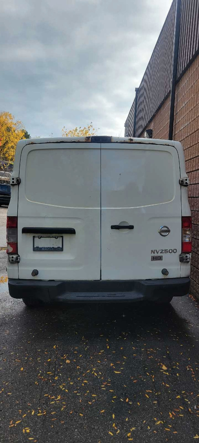 2015 Nissan NV2500  in Cars & Trucks in Markham / York Region - Image 4