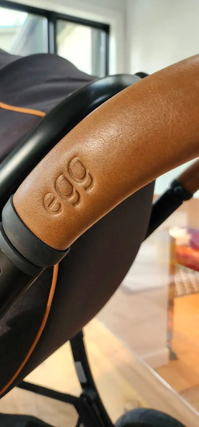 BABY STROLLER - RARE FIND - EGG in Strollers, Carriers & Car Seats in Oakville / Halton Region - Image 9