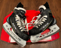 PATINS CCM TACKS 9050