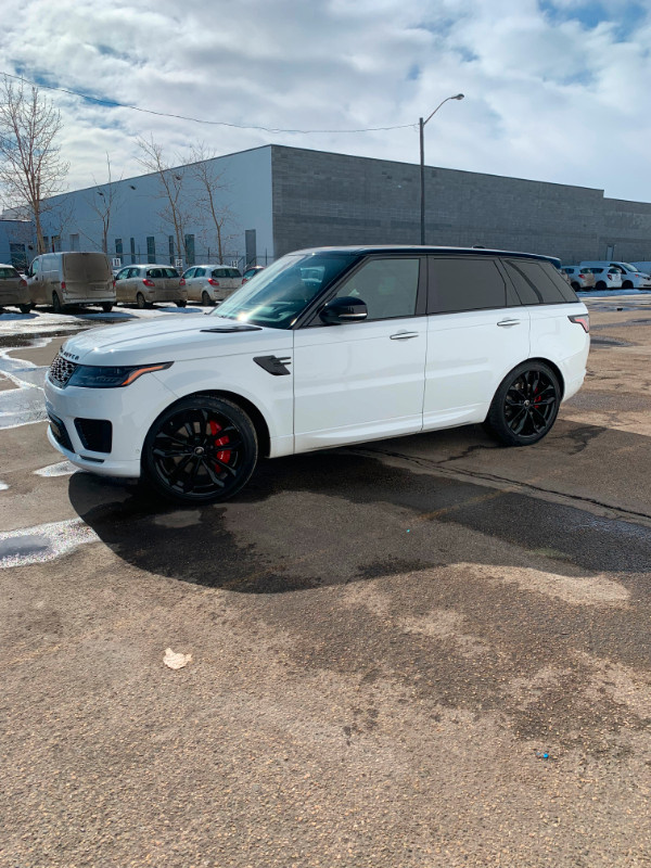 2020 RANGE ROVER SPORT HST - LIKE NEW dans Autos et camions  à Ville d’Edmonton - Image 4