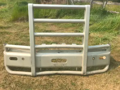 Came off a 2000 WESTERN STAR set back axle . , Exactly as shown in picture , Can fit other makes . O...