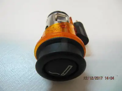 Up for sale is a classic Mini Cooper Cigarette Lighter and assembly for model years 2002 to 2006 per...