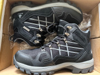 Brand New Men's Waterproof Hiking Boots Size 9