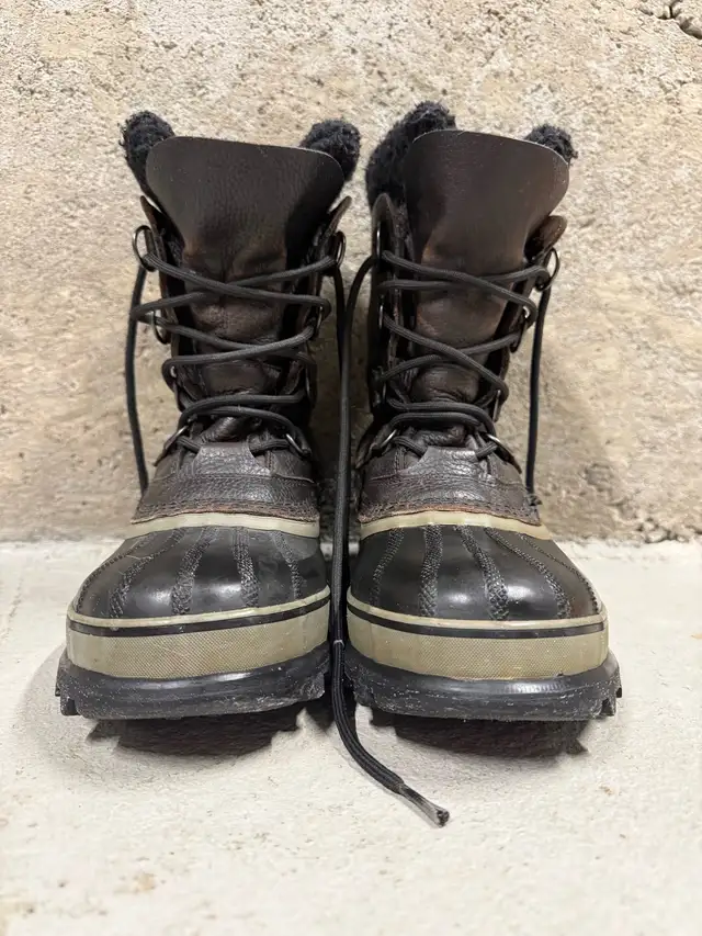 Sorel Boots, Women in Women's - Shoes in City of Toronto - Image 2