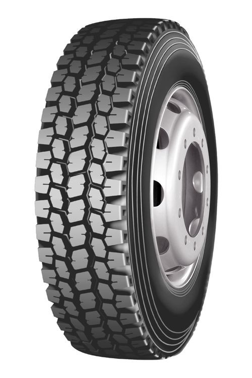 Roadlux R518 Drive Tires in Tires & Rims in Victoria