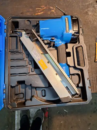 Mastercraft framing air nailer- very good cod,- all cleaned and oiled ready to use- $95. Metcalfe