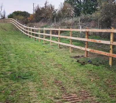 SaskFenceCo is fence construction service in Saskatchewan - Reliability and Quality from professiona...