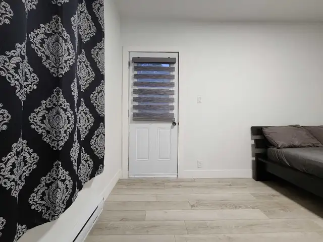 Room for Rent in Room Rentals & Roommates in City of Montréal - Image 5