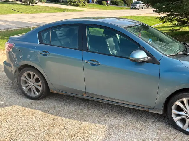2011 Mazda 3552033543123128324