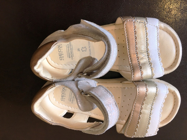 Geox  Verred Toddler Open sandals US 9  Eu26 in Clothing - 3T in City of Toronto