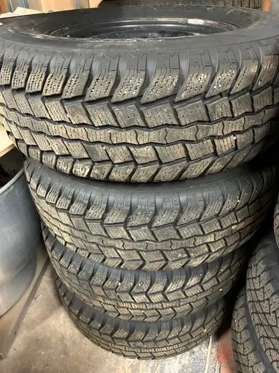 Set of 4 Sailon tires 265/70/R17 in great shape mounted on 6 bolt steel wheels. Ideal for winter set...