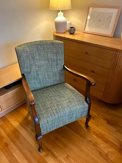 Fauteuil remis à neuf, View more