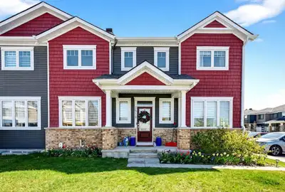 Fully Furnished Townhome in Barrhaven for Rent!, View more