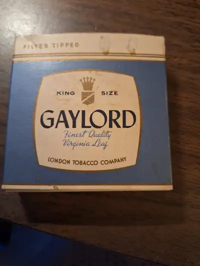 GAYLORD cigarettes pack ( no cigarette in it ) Collectible if you collected old pack of cigarettes ,...