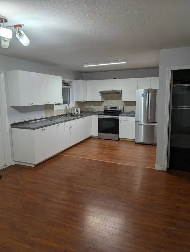 2 Bedroom 1 Basement for Rent