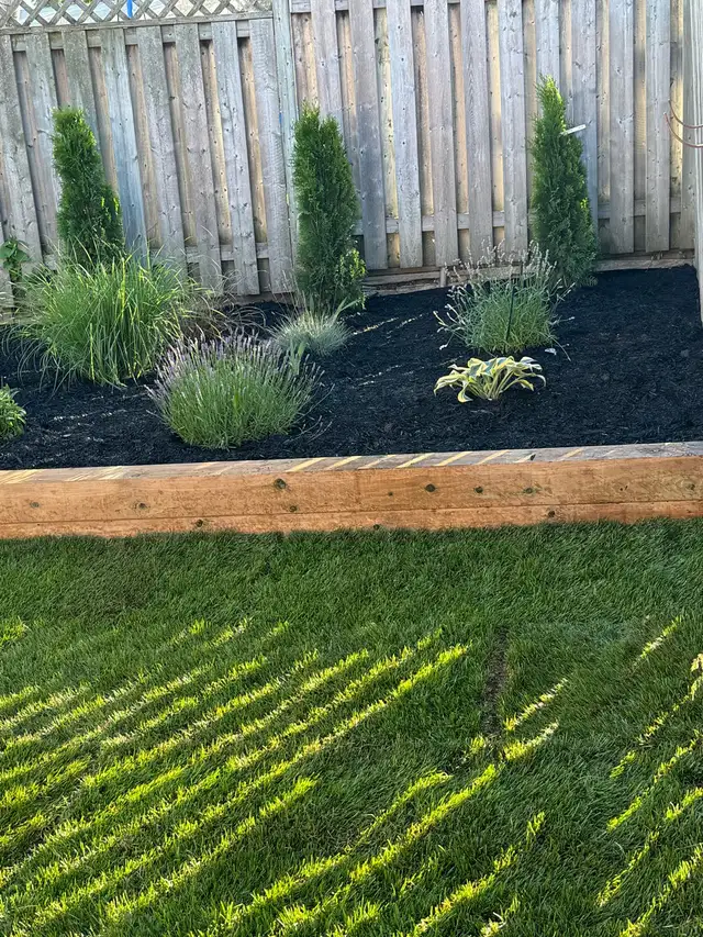 pk landscaping 521699832690780168