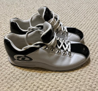 Bowling shoes size 9