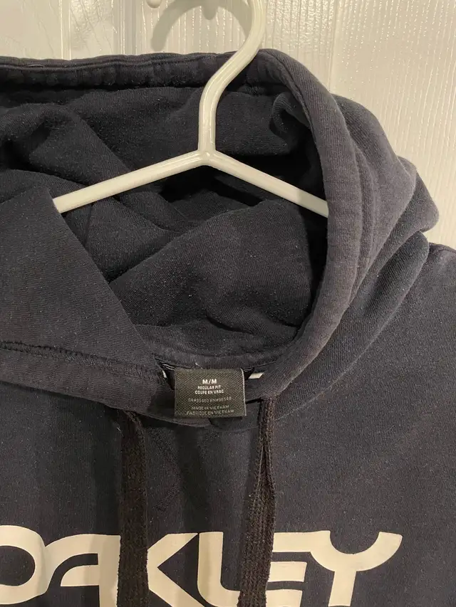 men’s sweaters  in Men's in Calgary - Image 5