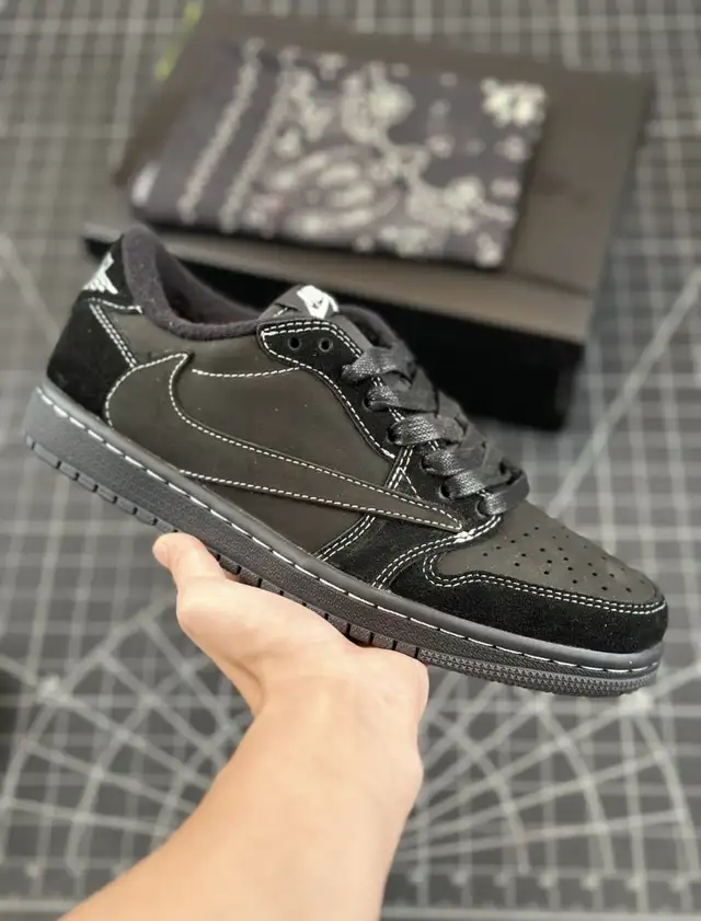 Jordan 1 Retro Low SP Travis Scott Black Phantom  in Men's Shoes in Mississauga / Peel Region - Image 2