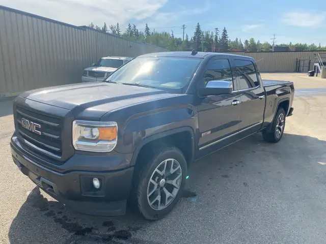 2014 GMC SIERRA ALL TERRAIN SLT C/CAB 4X4 "EXCELLENT CONDITION" in Cars & Trucks in Edmonton - Image 2