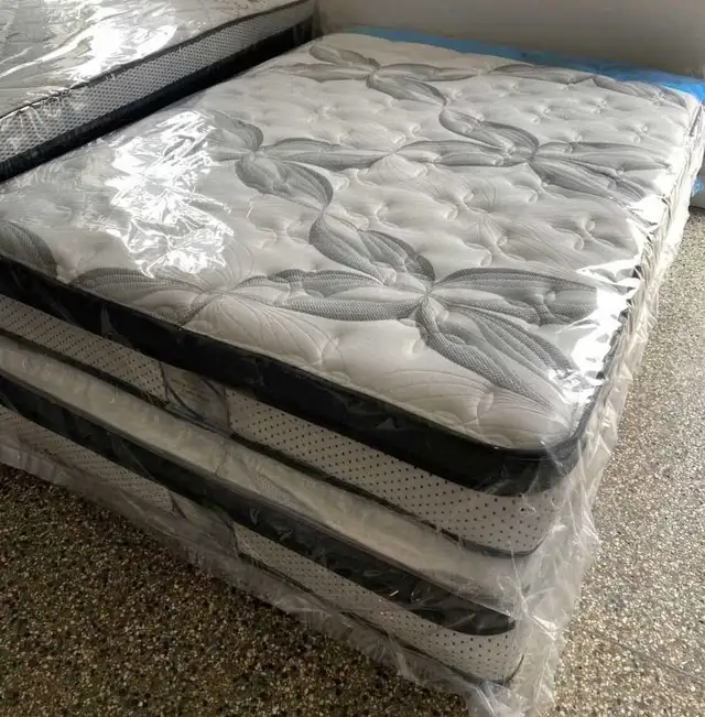 Nouveau matelas double  in Beds & Mattresses in Longueuil / South Shore - Image 2