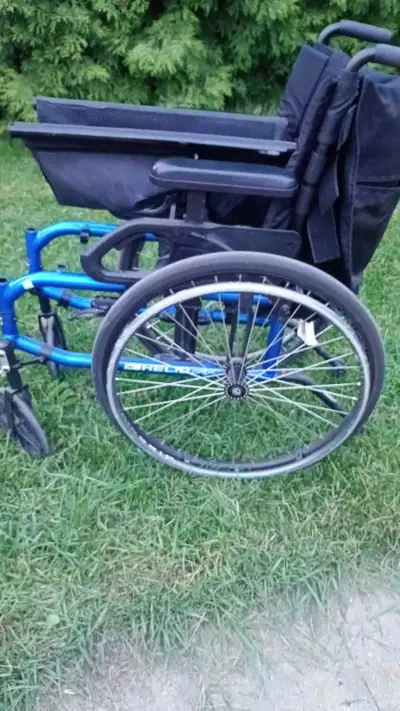 An agile, fully adjustable wheelchair with excellent propulsion to take you even further. Sophistica...