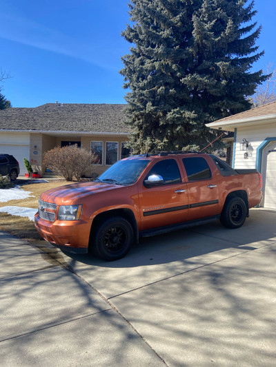 2008 CHEVY AVALANCHE LTZ