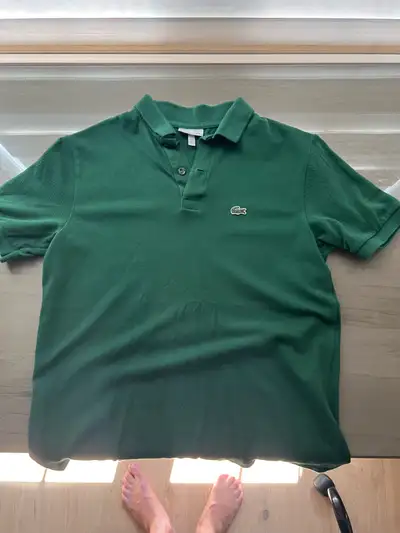 Men’s size Small or Youth 14-15