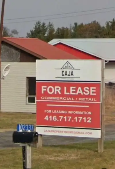 Shop Space available in Marmora Ontario.. Unit is approx 3000 sq ft. It can be divided to preference...