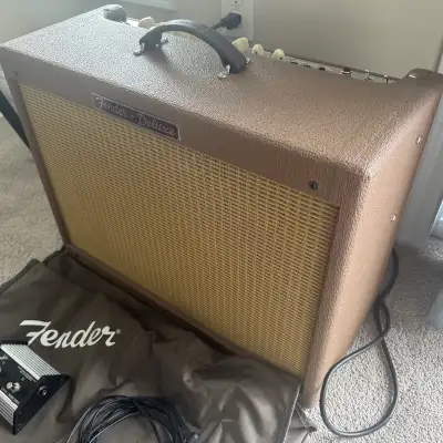 Fender Hot Rod Deluxe FSR Brown & Wheat, View more