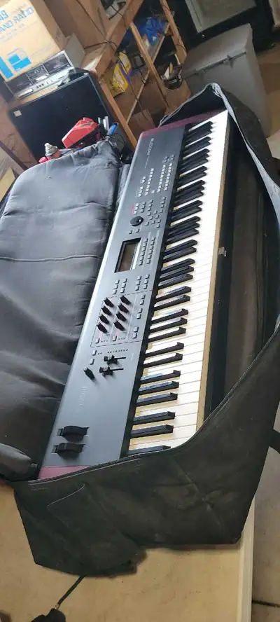YAMAHA MOFX8 SYNTHESIZER WORKSTATION , View more