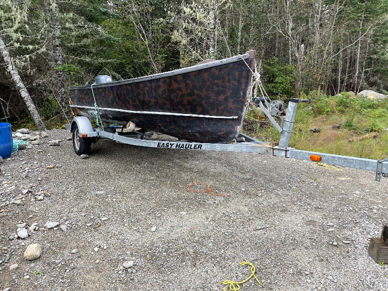 Fiberglass boat, motor and trailer Powerboats & Motorboats Bedford