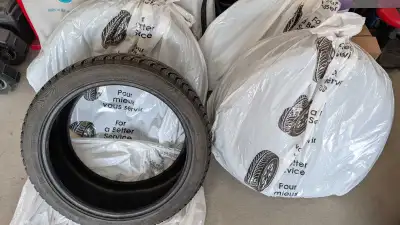 ❄️ Pneus d’hiver Nokian Tyres Hakkapeliitta R3 255/40 R19 100T XL – Comme neufs! À vendre : pneus d’...