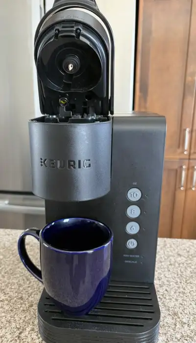 Principales caractéristiques du produit : • 3 FORMATS DE TASSE : 177, 237 et 296 ml (6, 8 et 10 oz)....