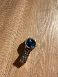 Montre Caravelle en Stainless avec horloge Bleu Marin
